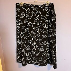 Reitmans Black Skirt with White Leaf Pattern